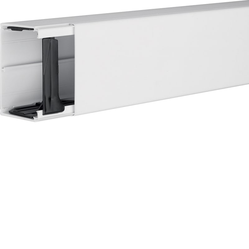 Hager Systemer Trunking halogen free LFH 60X90MM traffic white LFH6009009016