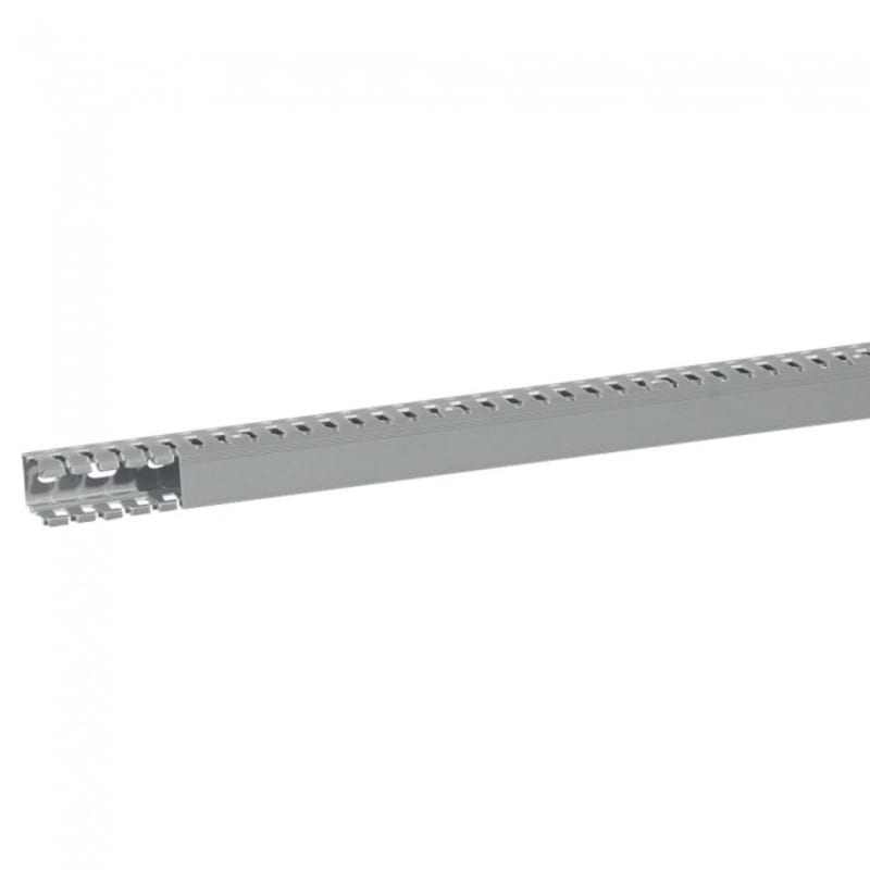 Transcab, 25X40 Cable Trunking 2M (636101)