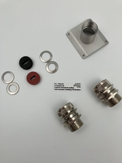 Protection kit wall-mounted cladding