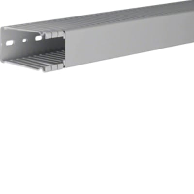 Slisset CABLE TRUNKING,85X47MM L= 2M
