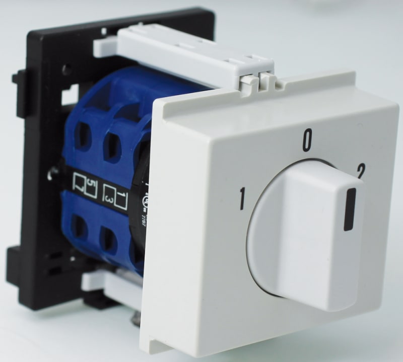 Cam switch 1-0-2 3P/20A DIN (CG8 A212 VE21V)