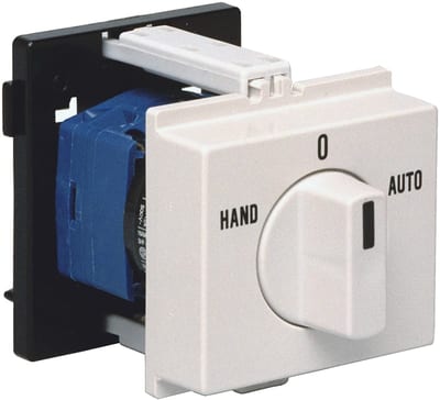Cam switch MAN-0-AUT 2P/20A DIN