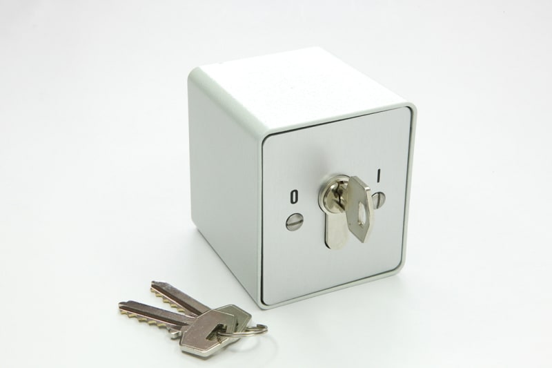 Key switch 0-1 2P/20A steel (1457470)