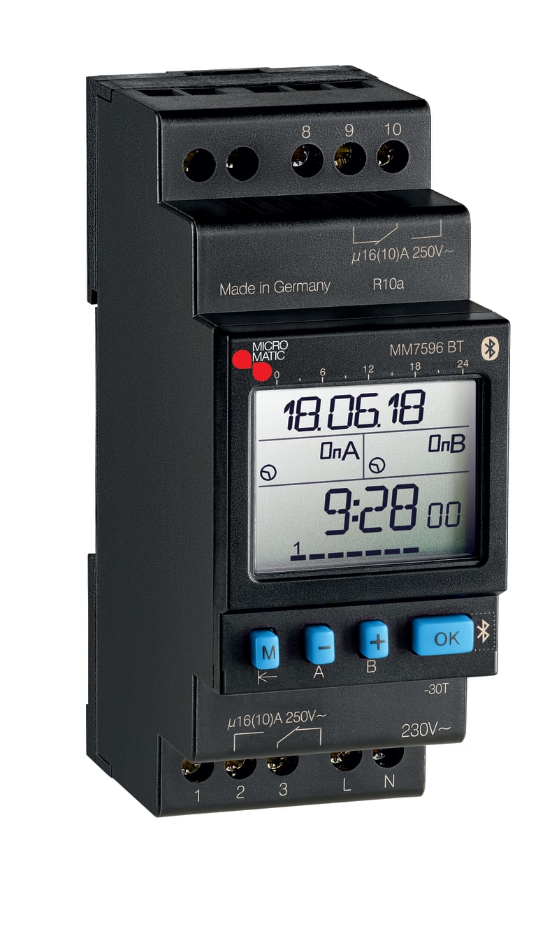 Ur MM7596 Uke 2K BT (LA1046BT)