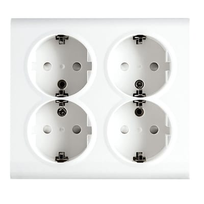 PV 4-Way Socket Outlet with Earth, White