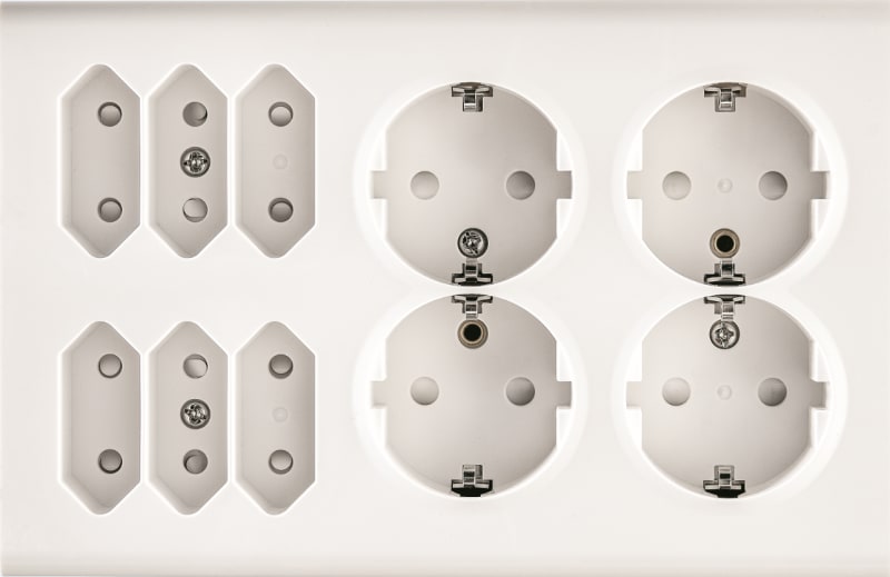 PV 4+6 Euro Socket Outlet with Earth, White (77530)