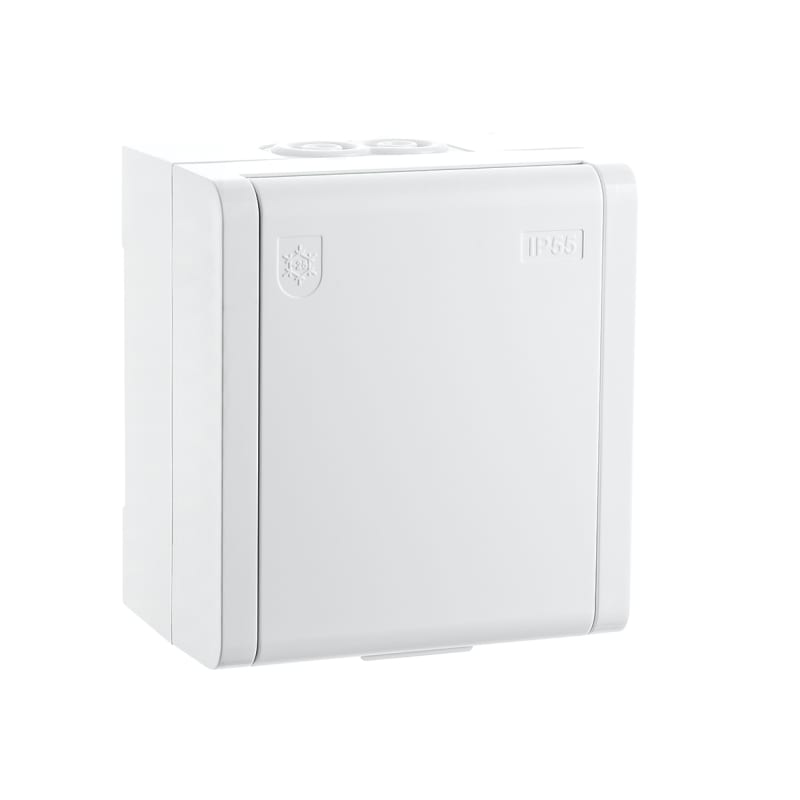 SG Armaturen PV IP44 Single Socket with Earth White (77540)