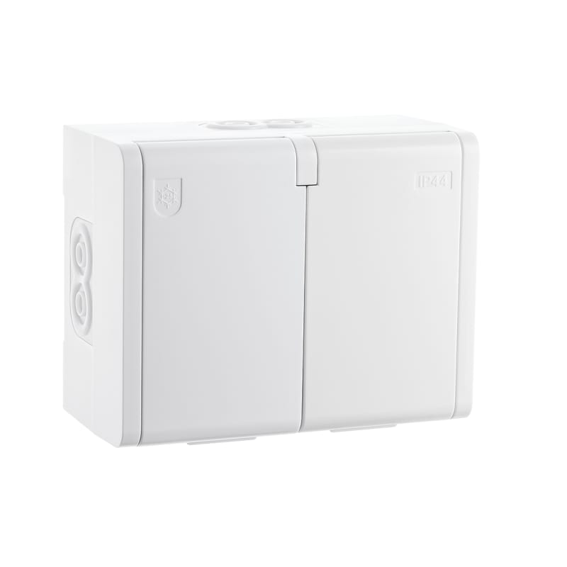 PV IP44 Double Socket Outlet with Earth, White (77550)