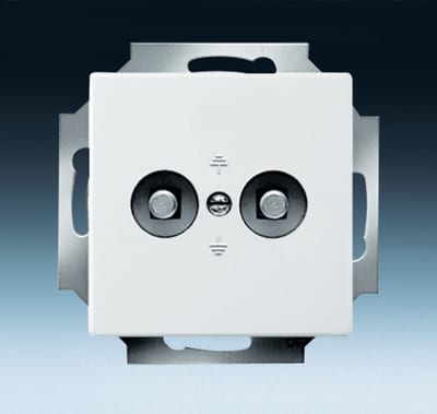 ABB 2CKA002495A0086 for connecting wires up to 1 x 6 mm² and 4 x 2.5 mm².Connection bolts according German Standard DIN 42801.