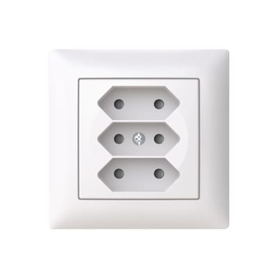 SAGA Recessed Socket, Euro, 3-Way, with frame