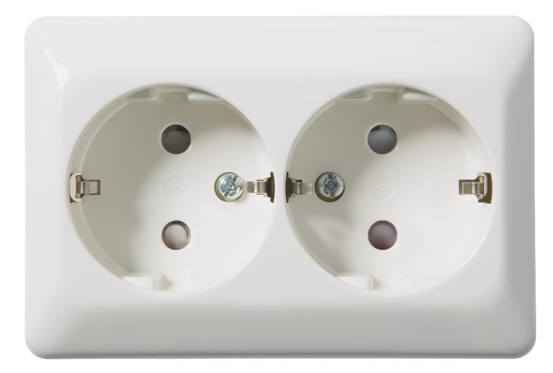 RS1090 PT Socket Outlet with Earth, Polar-White (EKO06240)
