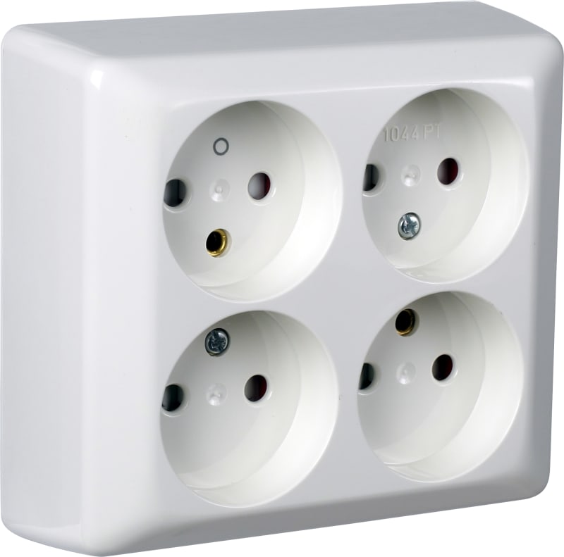 Socket. 4DOB. with child protection (shuttered) on (EKO05446)