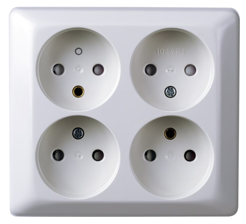 ELKO RS 4-Way Surface-Mounted Socket Outlet without Earth Pure White (EKO07486)