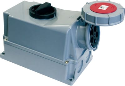 SOCKET.With Switch 463-6 400V