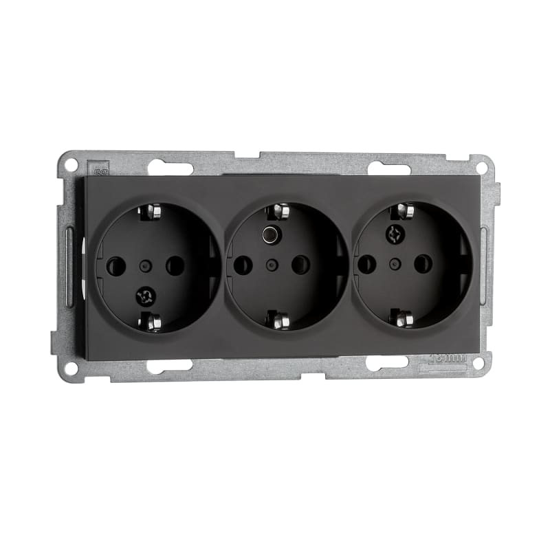 Socket IF Triple WITH EARTH Black (77151)