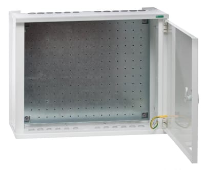 Mounting plate for multi-cabinet