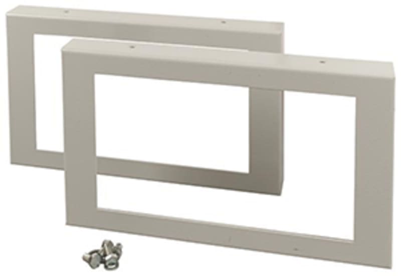 Side panel plinth hole xE Light (XLSPL2SO4)