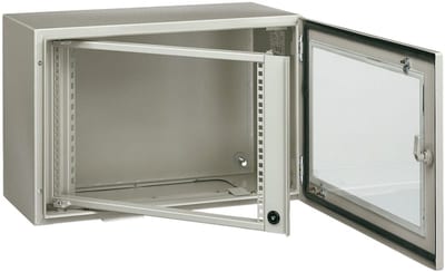 Schneider Electric 19" swing chassis 16U PanelSeT NSYVDM16UP