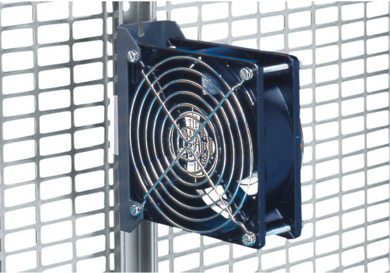 Schneider Electric Climasys forced vent. 170 M3/h, 230V without grille NSYCVF170M230