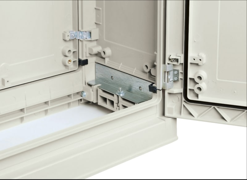 Schneider Electric Floor standing encl.polyester vers.PLAZ w/plinth open bottom 1000X500X420 IP54 NSYPLAZ1054G