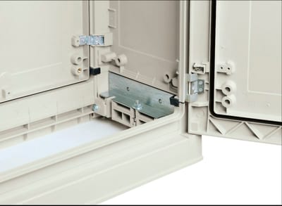 Schneider Electric Floor standing encl.polyester vers.PLAZ w/plinth open bottom 1000X500X420 IP54 NSYPLAZ1054G