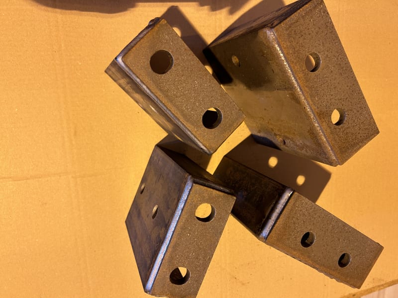 Mounting bracket UNP140 x 2 UNP200 x 2 (2822133)