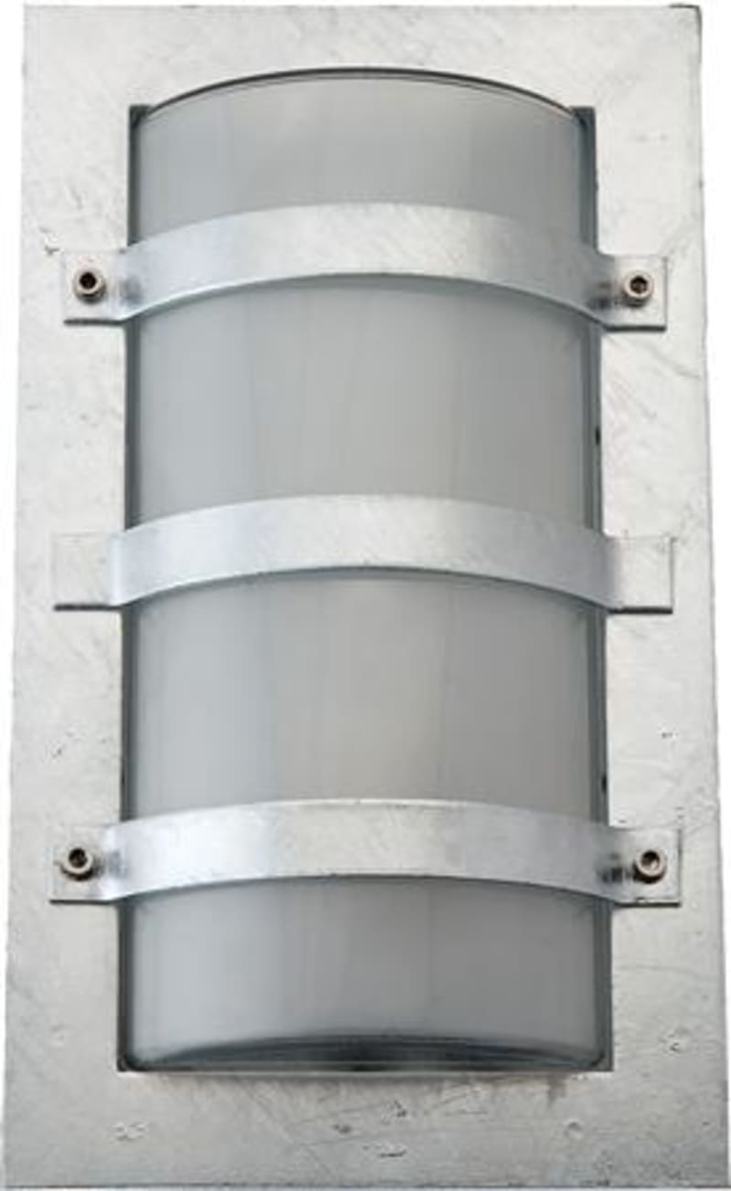 SG Armaturen TRIO Galvanised Steel Bulkhead Luminaire E27 IP65 (691520)