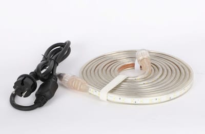 Luxflex Eco 5M 4000K with cable/plug.