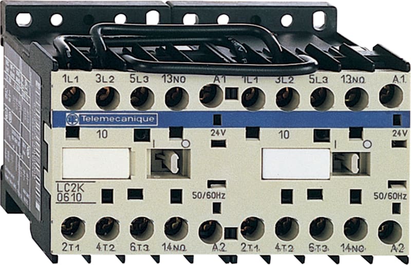 Schneider Electric TeSys K reversing contactor - 3P - AC-3 <= 440 V 6 A - 1 NO - 220...230 VAC coil LC2K0610M7