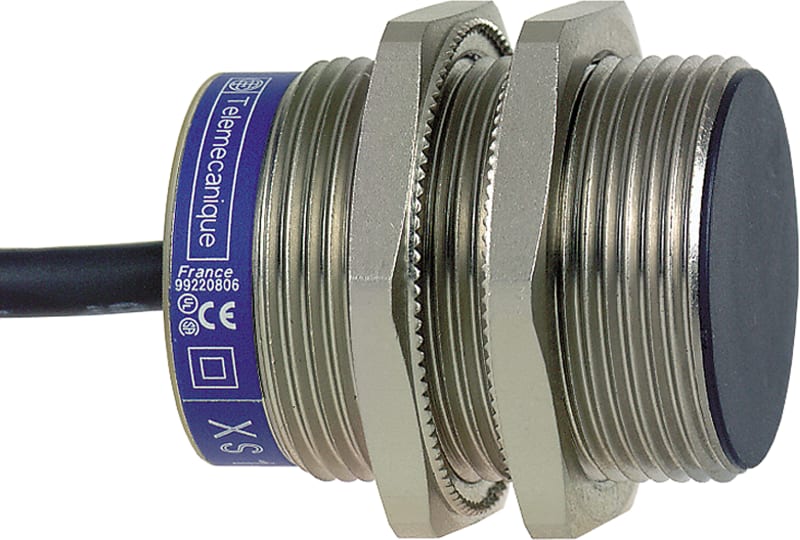 Telemecanique OsiSense XS1N30PA349L1 Inductive Proximity Sensor — M30 barrel, Sn 20 mm, PNP, NO, pre-wired cable