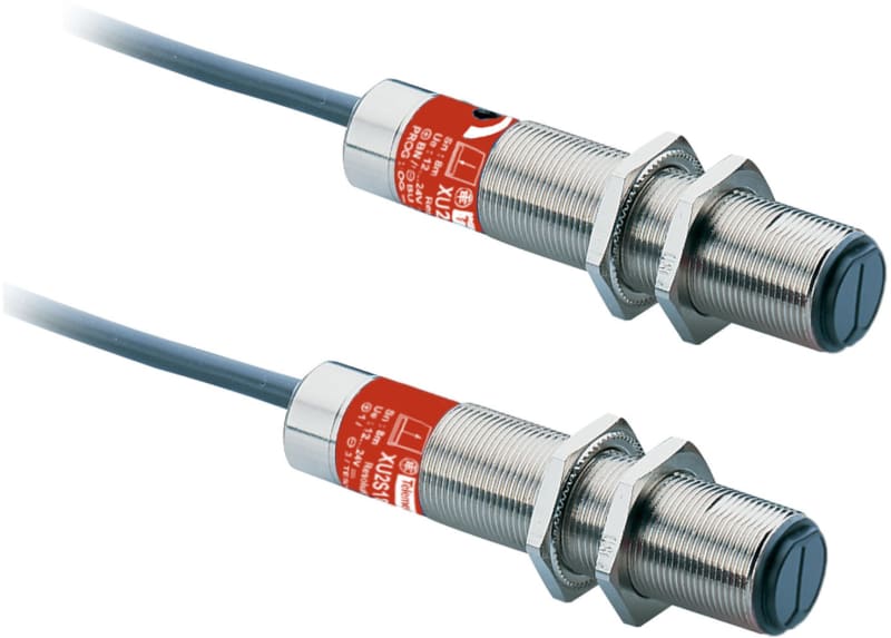 Telemecanique XU2S18PP340L5 Photoelectric Through-Beam Set Ø18 mm, Sn 8 m, 5 m Cables