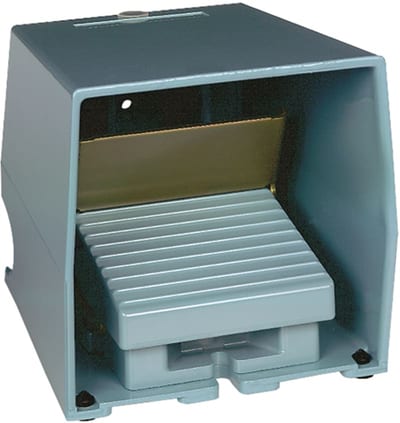 Schneider Electric Preventa XPE, Single foot switch, metal, blue, with cover, trigger mechanism, 2 NO + 2 NC XPEM511