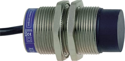 Telemecanique OsiSense XS2M30MA250 Inductive Proximity Sensor — M30 barrel, Sn 15 mm, 2-Wire AC/DC, NO