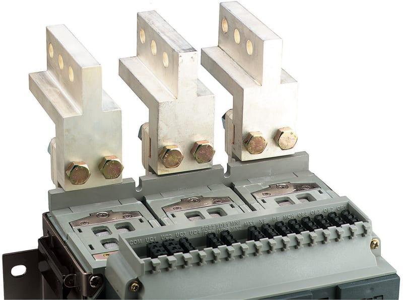 Vertical TILK.4P 1600A (33643)
