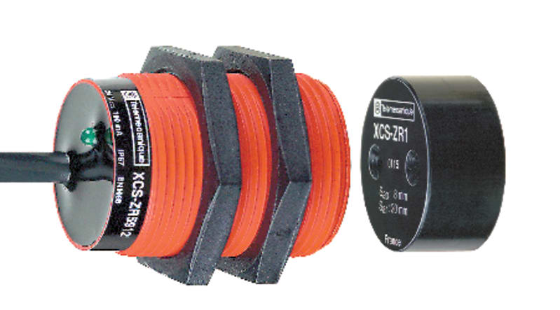 Telemecanique XCSDMR59010 Coded Magnetic Safety Switch, Cylindrical M30, NO+NC, 10 m cable