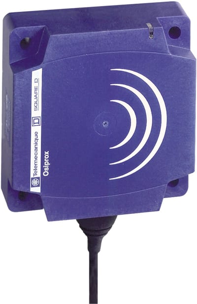 Telemecanique OsiSense XS7C1A1PAL2 Inductive Proximity Sensor — 40 × 40 mm block, Sn 15 mm, PNP, NO, pre-wired cable