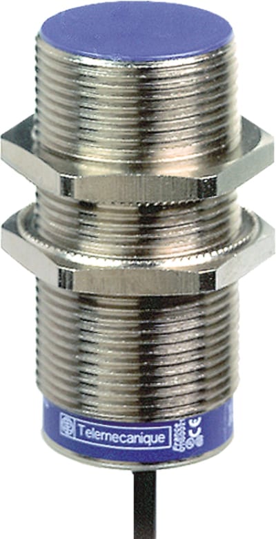 Telemecanique OsiSense XS630B1PBL10 Inductive Proximity Sensor — M30 barrel, Sn 15 mm, PNP, NC, pre-wired cable