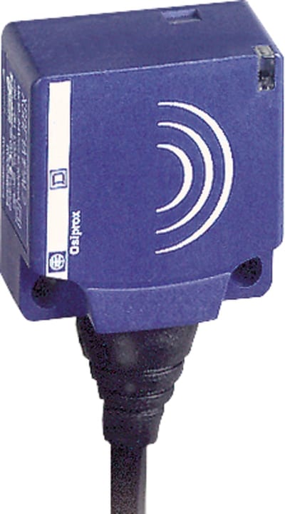 Telemecanique OsiSense XS7E1A1PAL5 Inductive Proximity Sensor — 26 × 26 mm block, Sn 10 mm, PNP, NO, pre-wired cable