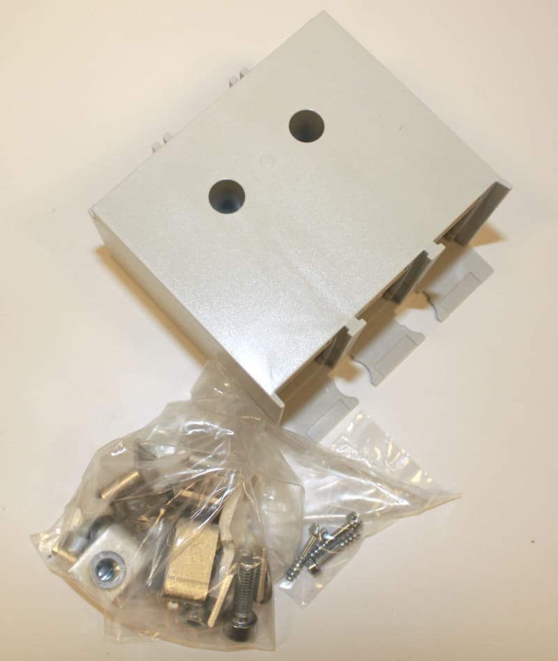 Bolt Set A 3 PCS. (NZM1-XKS)