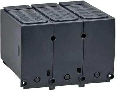 Schneider Electric LV432593 — Long terminal shield, NSX400/630, pitch 45 mm, IP40, 3 poles