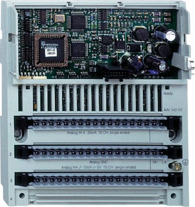 Schneider Electric distributed analog input Modicon Momentum - 8 Input 170AAI03000