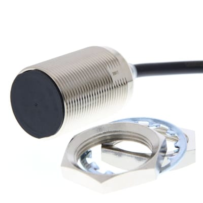 Ind. transmitter,M30,3-Conductor,PNP,2M (E2E-X22B1T30 2M)