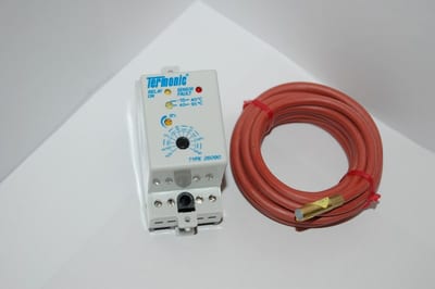 Raychem HARD-TSAT-26090-TT DIN Thermostat with Line Sensor