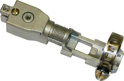 Scable clamp for steel pipe