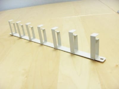 Metric Cable Routing Panel GP15 0.5U 7 Clips