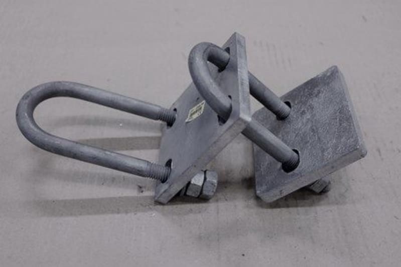 Pole bracket Ø25-Ø35 10mm offset (D11)