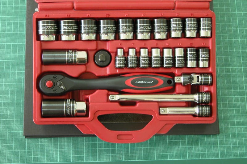 Vix Tools 3/8" Drive Socket Wrench Set 25 Pieces in Case (8808658)