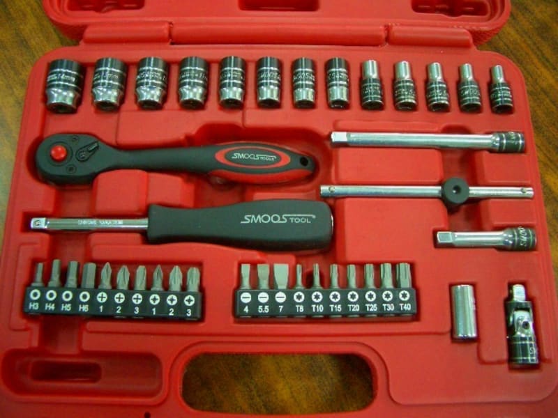 Vix Tools 1/4" Socket Wrench Set, 38 Pieces, Plastic Case (B2C-38)