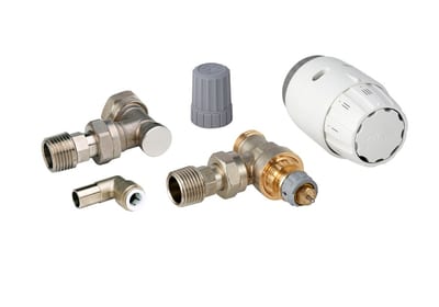 Danfoss RAS-C2 Radiator Pack radiator valve set (TRV set) — Angle Push-fit elbow 10 mm, 3-Elements, RAS-C2 sensor
