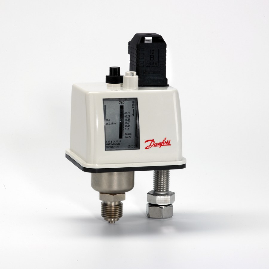 Danfoss BCP1H high-pressure safety limiter, 0.1 bar to 1.1 bar, SPDT, manual (max) reset, G½A